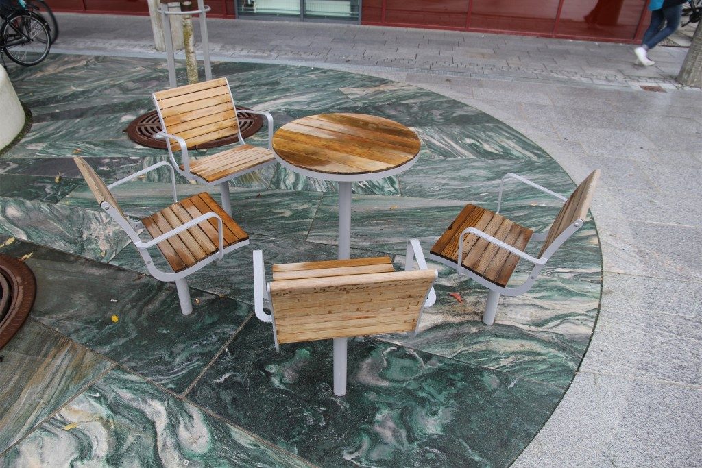chaise et table Parco_midori