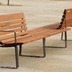 santacole_bancs_bilateral_banc_bilateral_3_modules_dont_deux_avec_dossiers_inverses_et_un_accoudoir_a_chaque_extremite_serra__mia_2-150x150 - Bilateral - en bois Mobilier urbain 